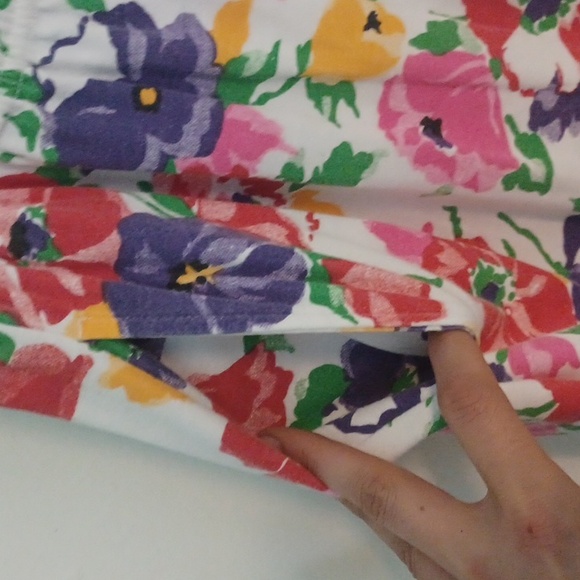 5 For $15 Vintage 90s floral cotton shorts - Picture 4 of 4